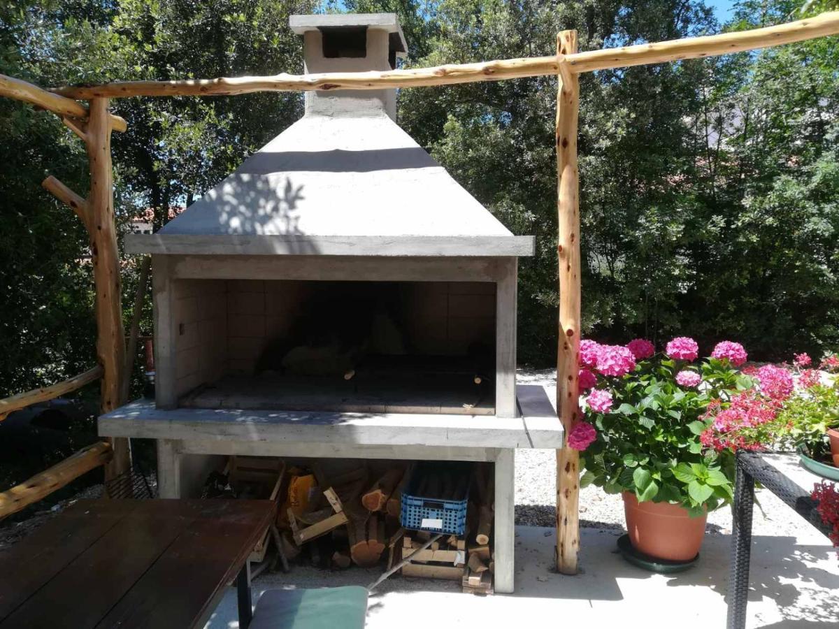 Stela Pinezići Exterior foto
